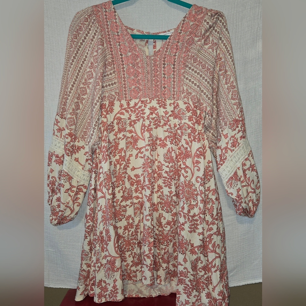 Sincerely Jules Dress Womens Medium Pink Floral Fit Flare‎ V-Neck Long Sleeve